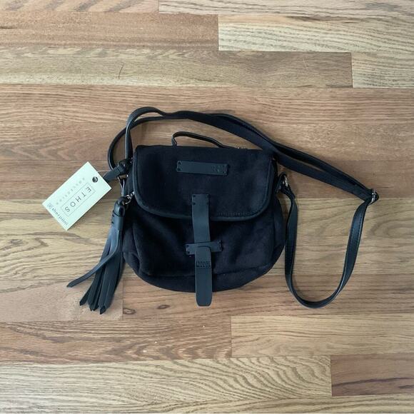 Sherpani Ethos Piper Mini Crossbody Bag Black New with tags - Picture 3 of 9